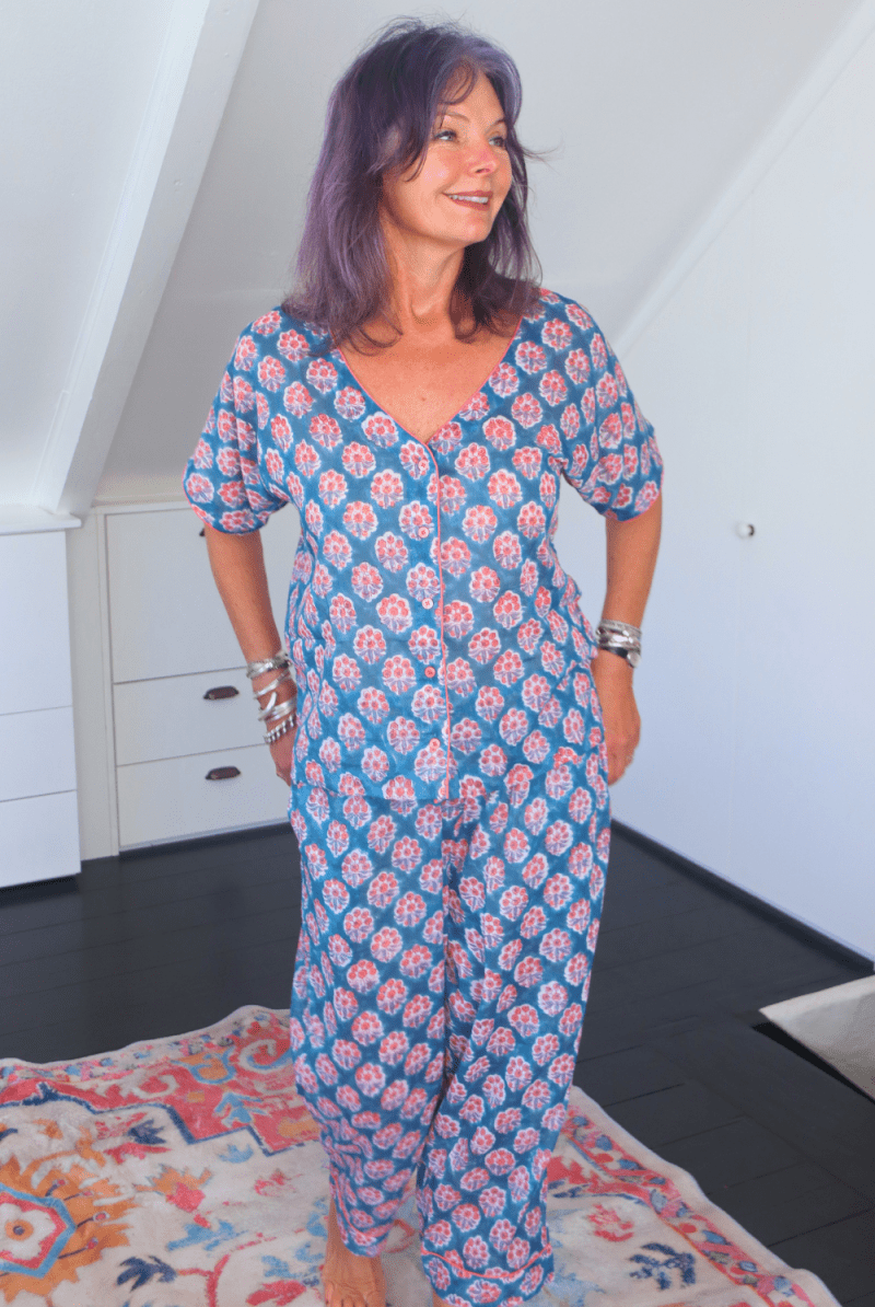 Cropped Frenchie - Mermaid - Gawjus