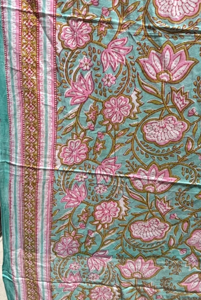Gawjus Beach Sarong - Pink Vine - Gawjus