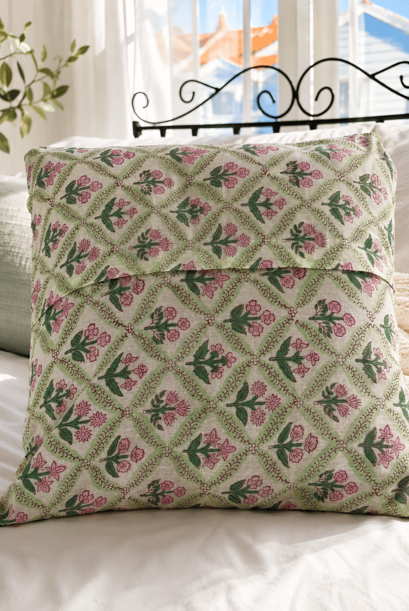 Kantha Pillow Case - Pink Clover (50x50) - Gawjus