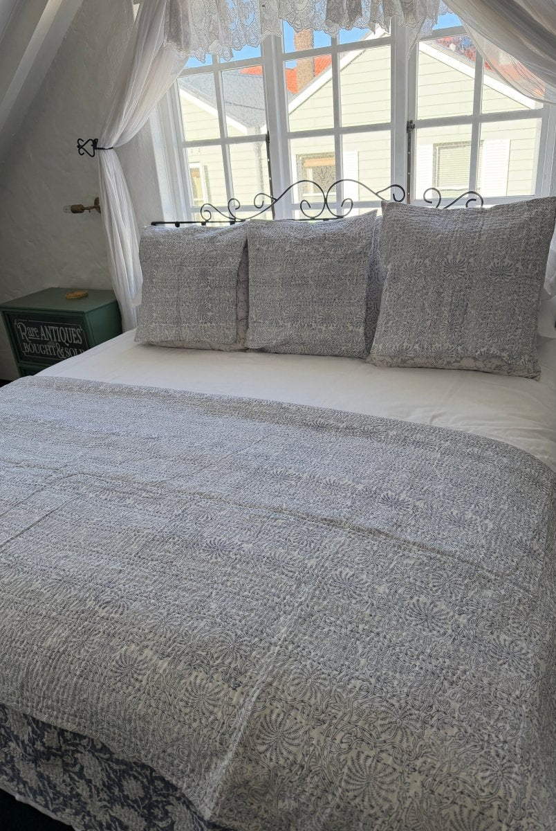 Kantha Quilt - Misty Meadow - Gawjus