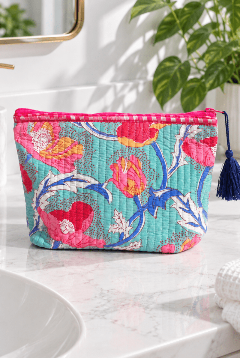Pretty in Pink Makeup Bag - Gawjus