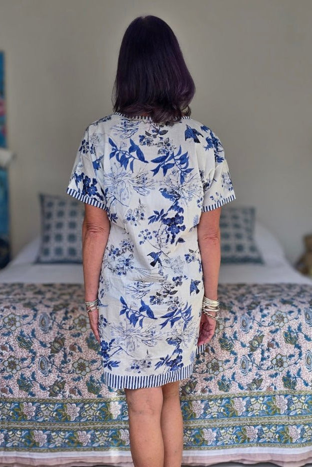 Short Diva - Blue Bird (V Neck) - Gawjus