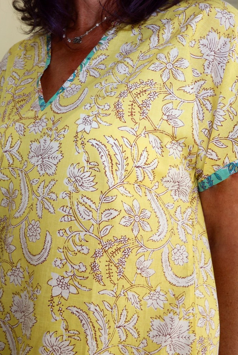 Short Diva - Dreamy/Happy Yellow (V Neck) - Gawjus