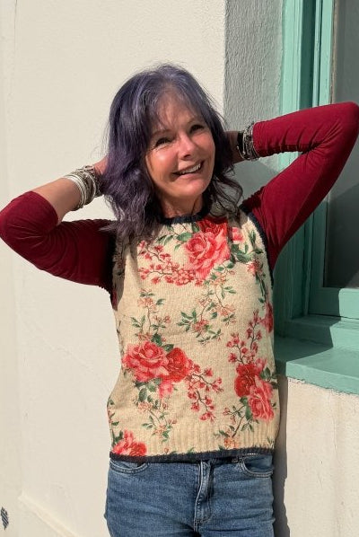Sleeveless Pullover - Vintage Rose - Gawjus