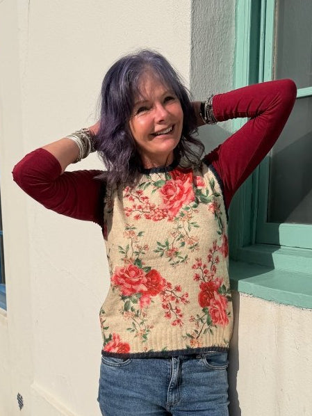 Sleeveless Pullover - Vintage Rose - Gawjus