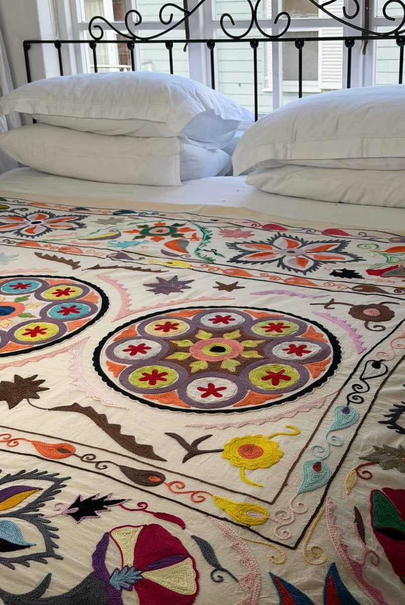 Suzani Kantha - Hand-embroidered Blanket - Seven - Gawjus