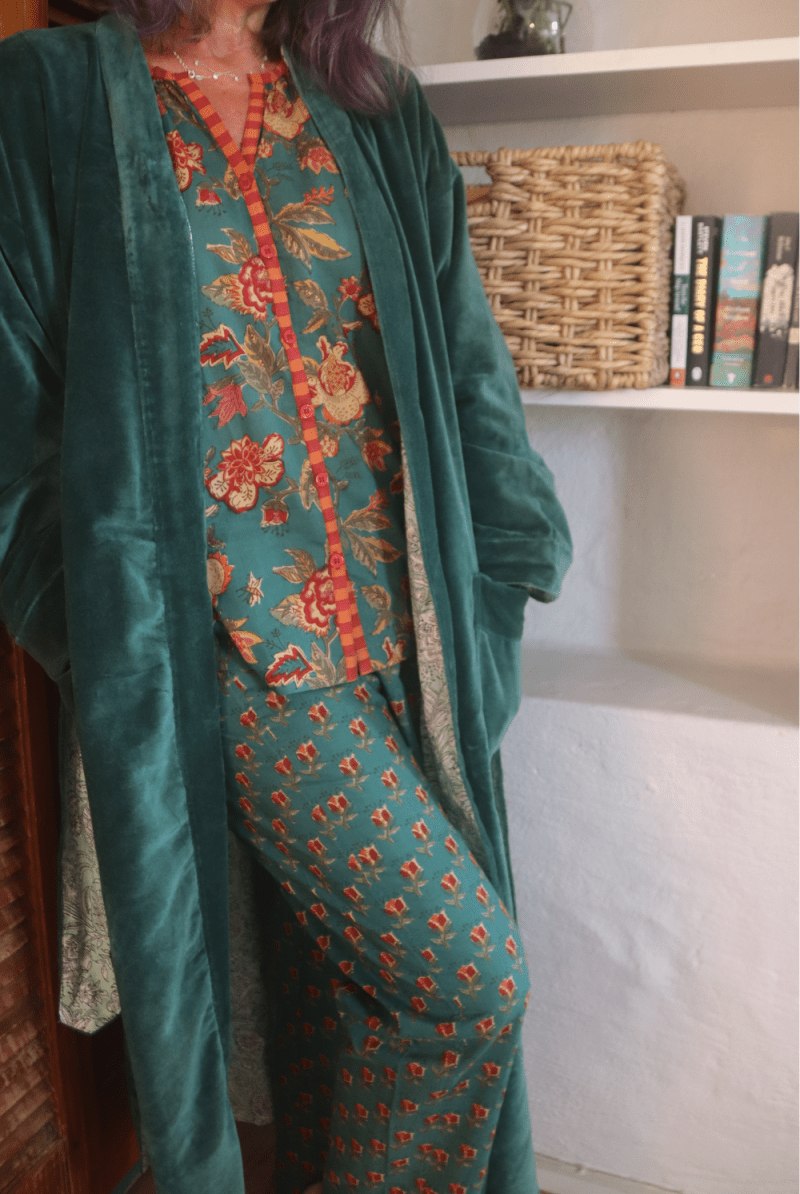 Velvet Moss Robe (Reversible) - One Size - Gawjus