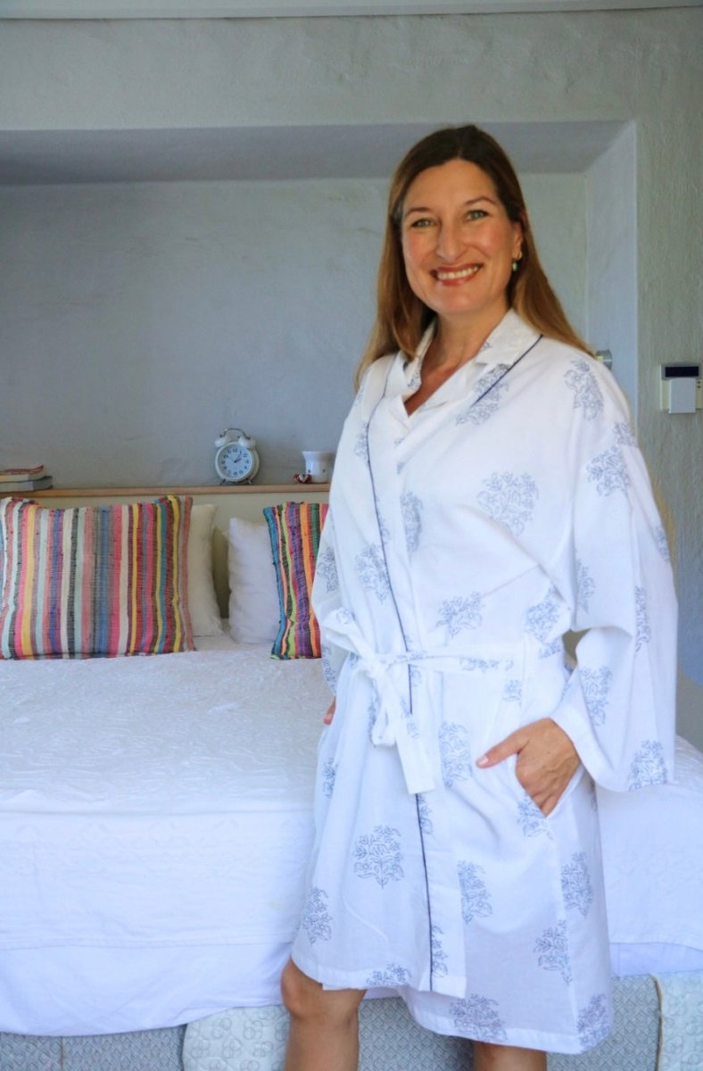 White and Blue Short Robe - Gawjus