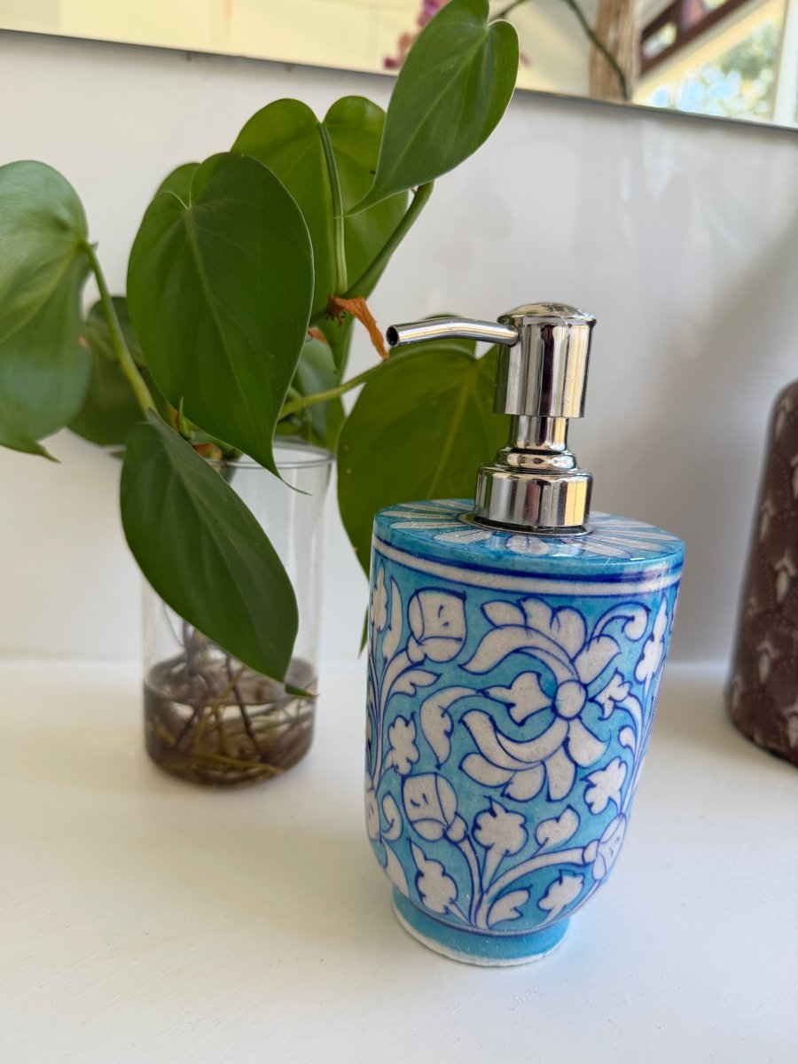 Bathroom Set - Light Blue - Gawjus