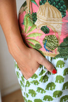 Cropped Frenchies - Pink Ellie - V - neck - Gawjus