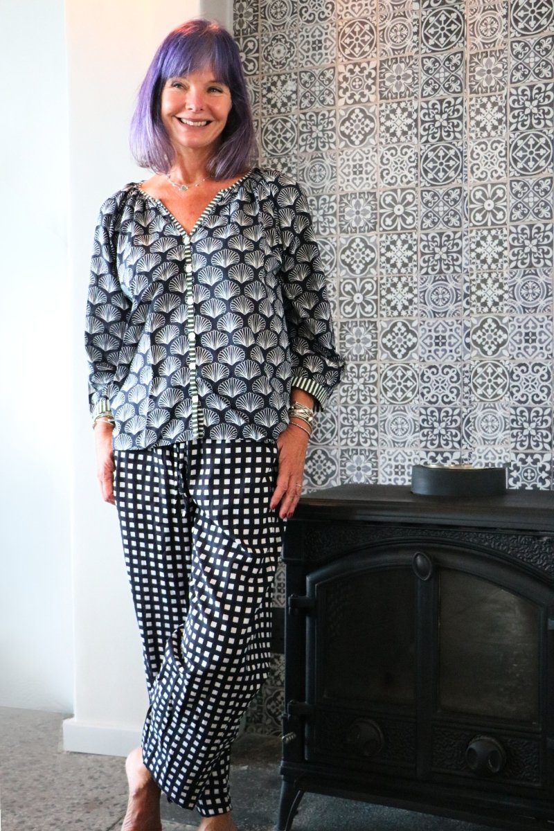 Frenchie - Check - Her 👀 - Gawjus