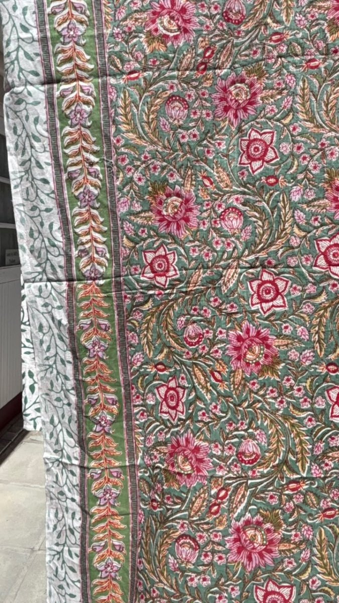 Gawjus Beach Sarong - Dark Green and Pink - Gawjus