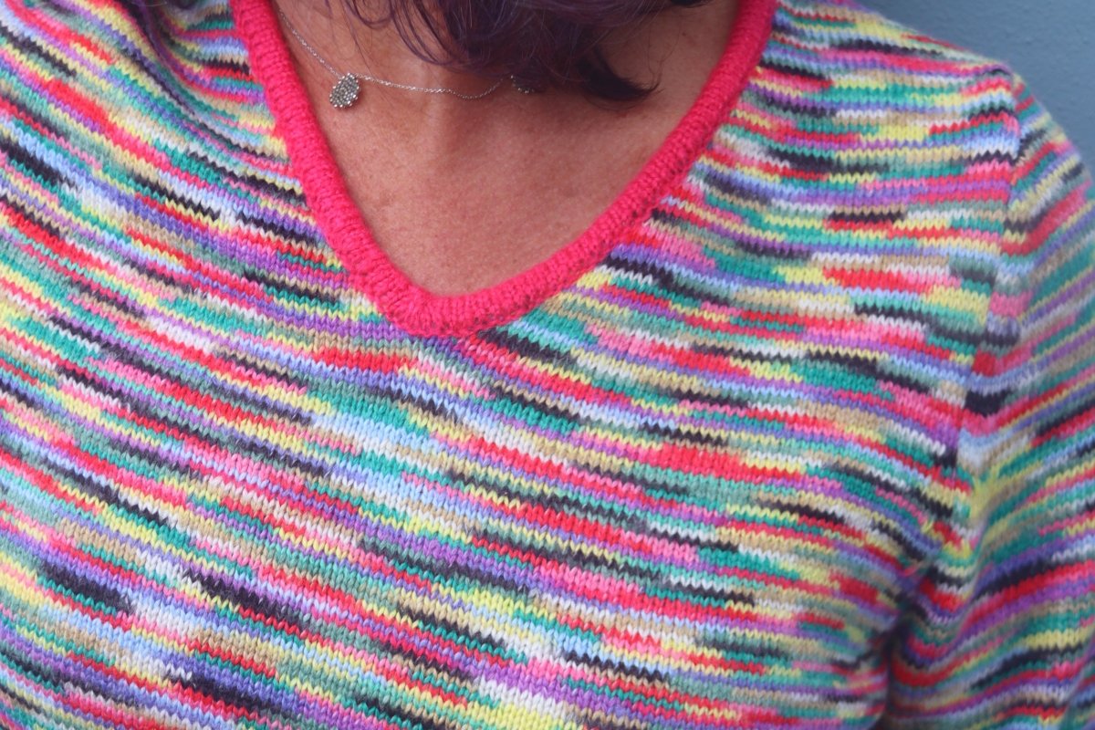 Gawjus Sweater - Mosaic V - Neck - Gawjus