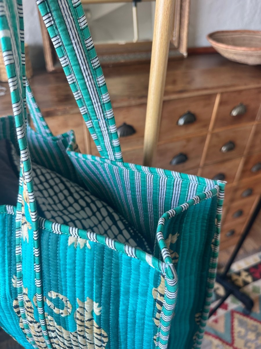 Gawjus Tote Bag Blue Tiger - Gawjus