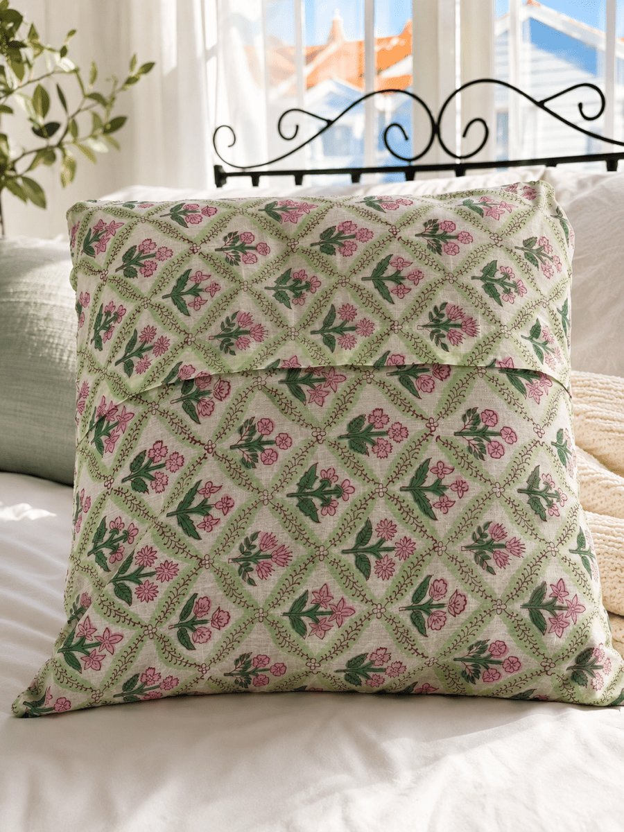 Kantha Pillow Case - Pink Clover (50x50) - Gawjus