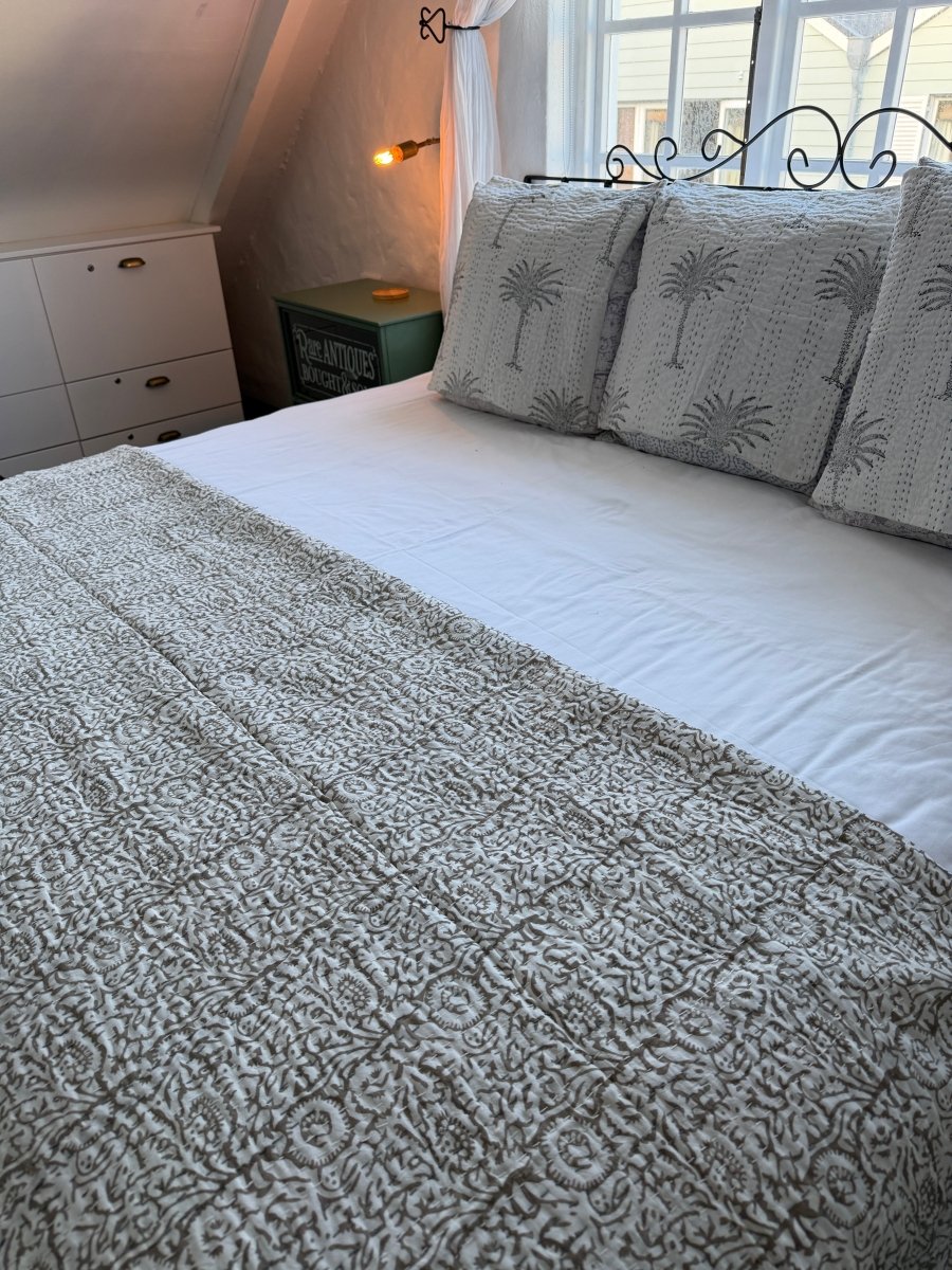 Kantha Quilt - White Sands - Gawjus