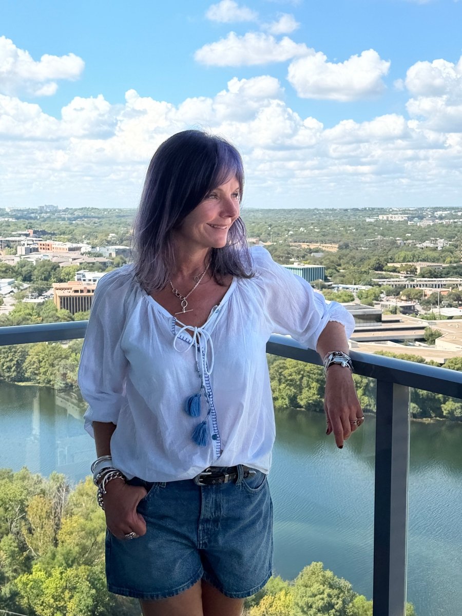 Lulu Blouse - Barely There - Gawjus
