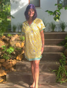 Short Diva - Dreamy/Happy Yellow (V Neck) - Gawjus