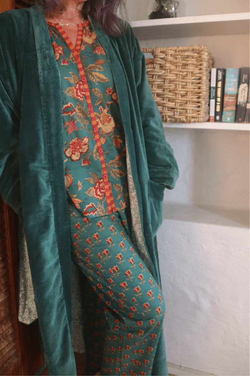 Velvet Moss Robe (Reversible) - One Size - Gawjus
